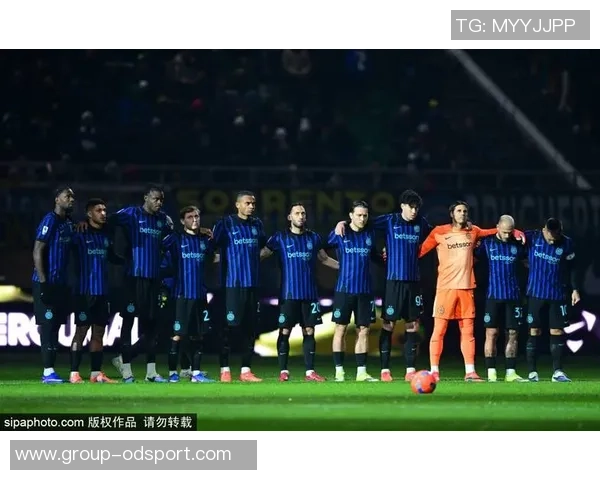 劳塔罗荣膺最佳阵容感谢队友支持称个人荣誉离不开你们