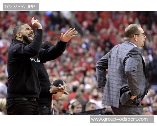 甜瓜父子携手乔丹品牌传承精神球场内外共同贡献力量