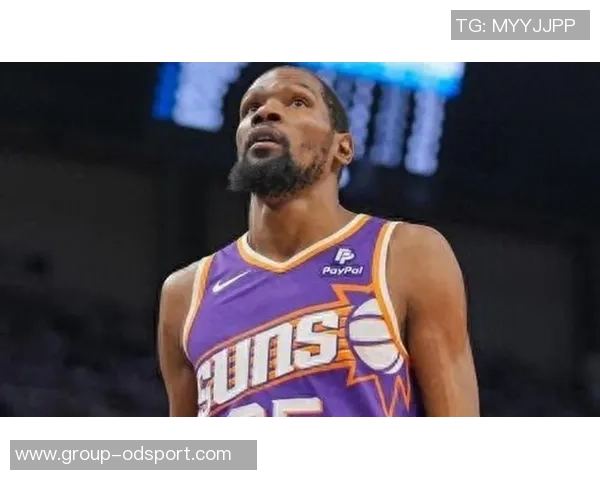 杜兰特反思失误影响全队士气表达对机会把握的遗憾与期待